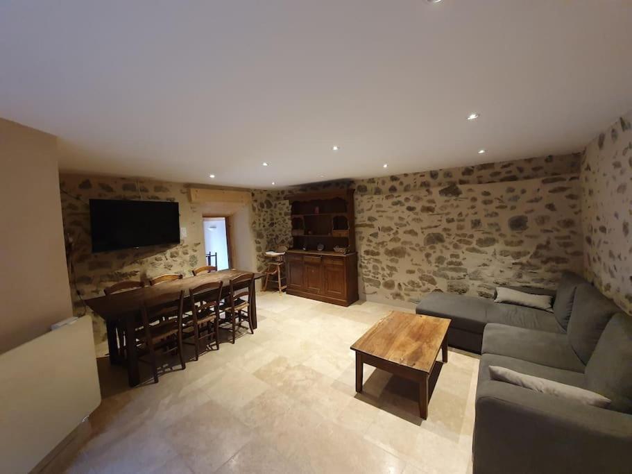 Grange En Pierres. Grand Jardin Et Belle Vue Βίλα Saurat Εξωτερικό φωτογραφία
